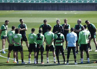 La plantilla del Betis ya ensaya los penaltis