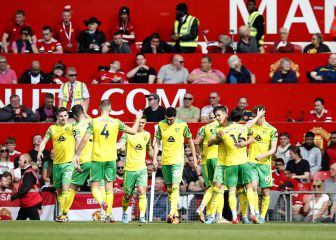 El Norwich renueva al borde del descenso