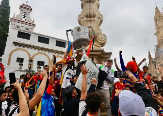 La mascletà de La Giralda