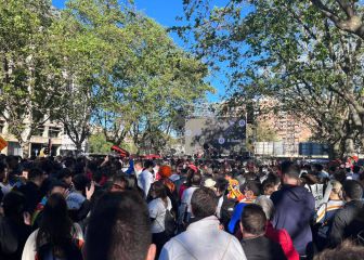 Los aledaños de Mestalla, repletos antes de la final