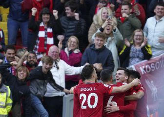 Origi desatasca el derbi de Liverpool