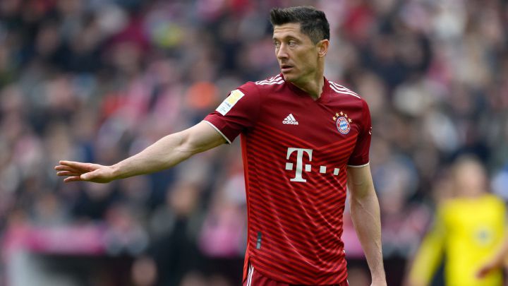 Javi Martínez: "¿Lewandowski al Barcelona? Puede ser..."