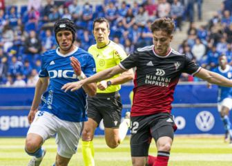 El Oviedo arrolla al Mirandés y sigue en plena forma