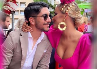 Los futbolistas se divierten en la Feria de Sevilla