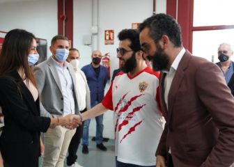 El jeque del Almería verá a su equipo en directo por primera vez