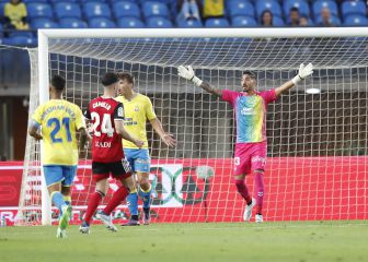 Álvaro Valles da puntos a Las Palmas
