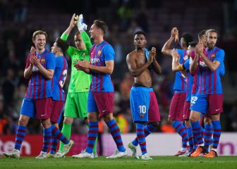 Aprobados y suspensos del Barcelona: los goles Aubameyang y Memphis 'arreglan' un mal partido