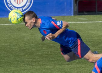 Griezmann-Cunha es la apuesta para el ataque y cierra Reinildo