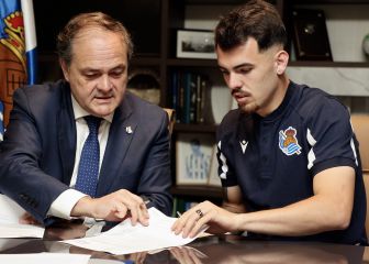 Sola renueva con la Real hasta 2026