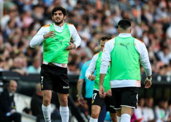 Guedes y el Valencia pactan su suplencia en los últimos partidos