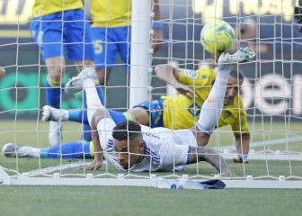 Medio Madrid enluta Cádiz