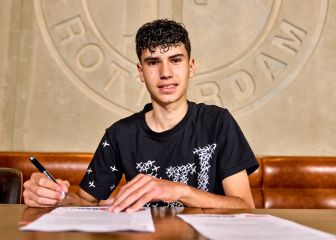 Oficial: otro Van Persie en el Feyenoord