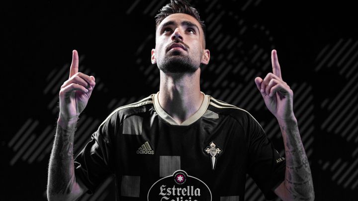 Negro y dorado se funden en el nuevo segundo uniforme céltico - AS.com