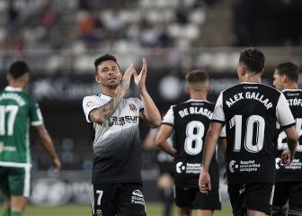 Castro sonríe y el Amorebieta llora