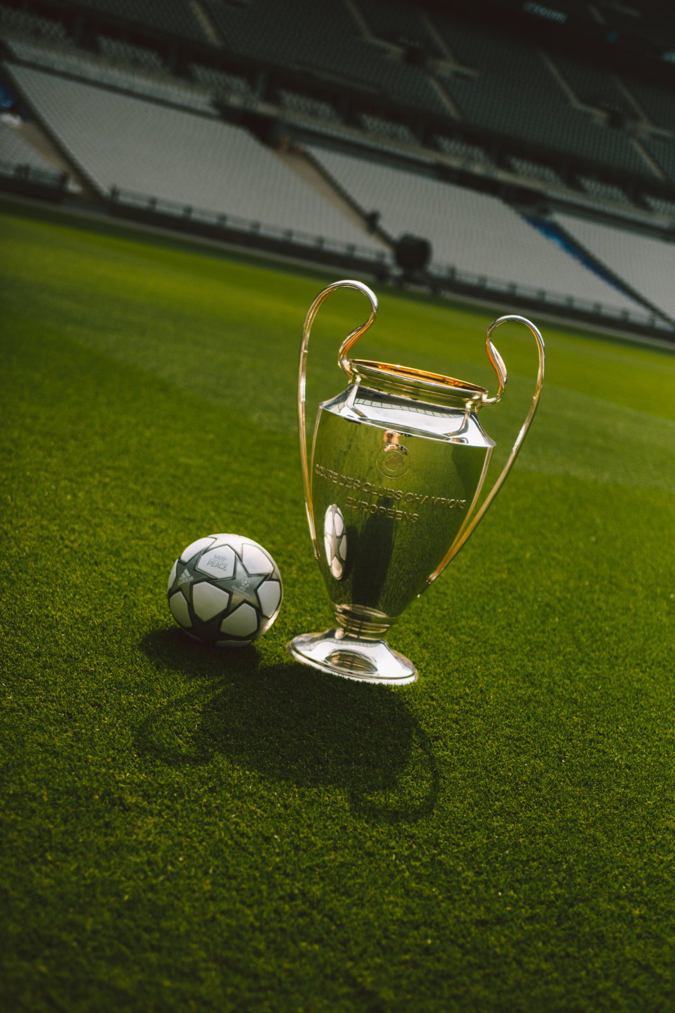 Adidas ha dado a conocer el balón para la final de la Champions 2022 en París entre el Real Madrid y el Liverpool