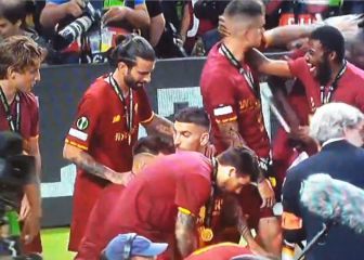 La celebración de un jugador de la Roma que está reventanto Twitter: ¿qué hace?
