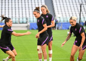 Melanie Serrano cuelga las botas fuera del césped