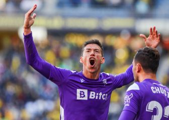 Rubén Alcaraz firma con el Cádiz hasta 2024
