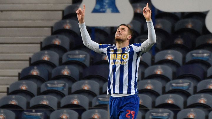 Toni Martínez sale al mercado