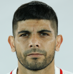 Banega firma tres años: "Estoy contento por volver a casa"