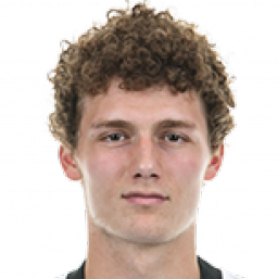 Real Madrid interested in Bayern Munich defender Benjamin Pavard