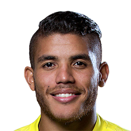 Jonathan dos Santos, en la puerta de embarque rumbo a EEUU