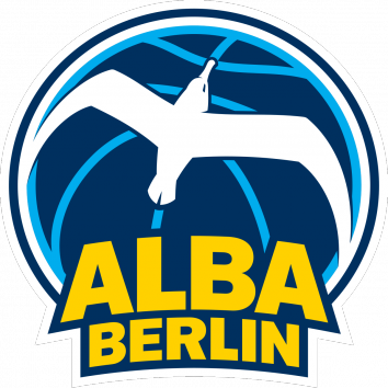 ¡Pierde el balón Alba Berlín y se acaba el tiempo! ¡Final del partido! ¡Mirotic había fallado el segundo tiro libre! Los blaugranas consiguen un trabajado triunfo en Alemania. 