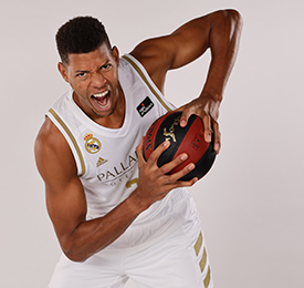 Walter Tavares