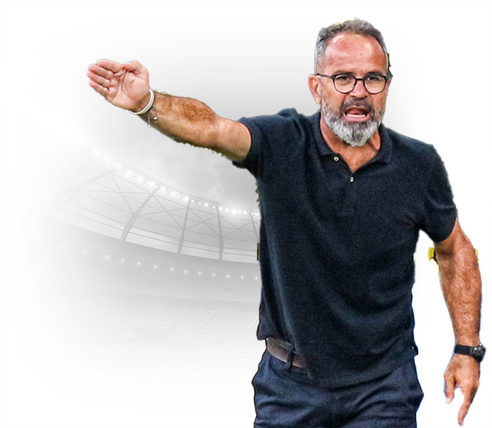 Álvaro Cervera: Entrenador del Cádiz