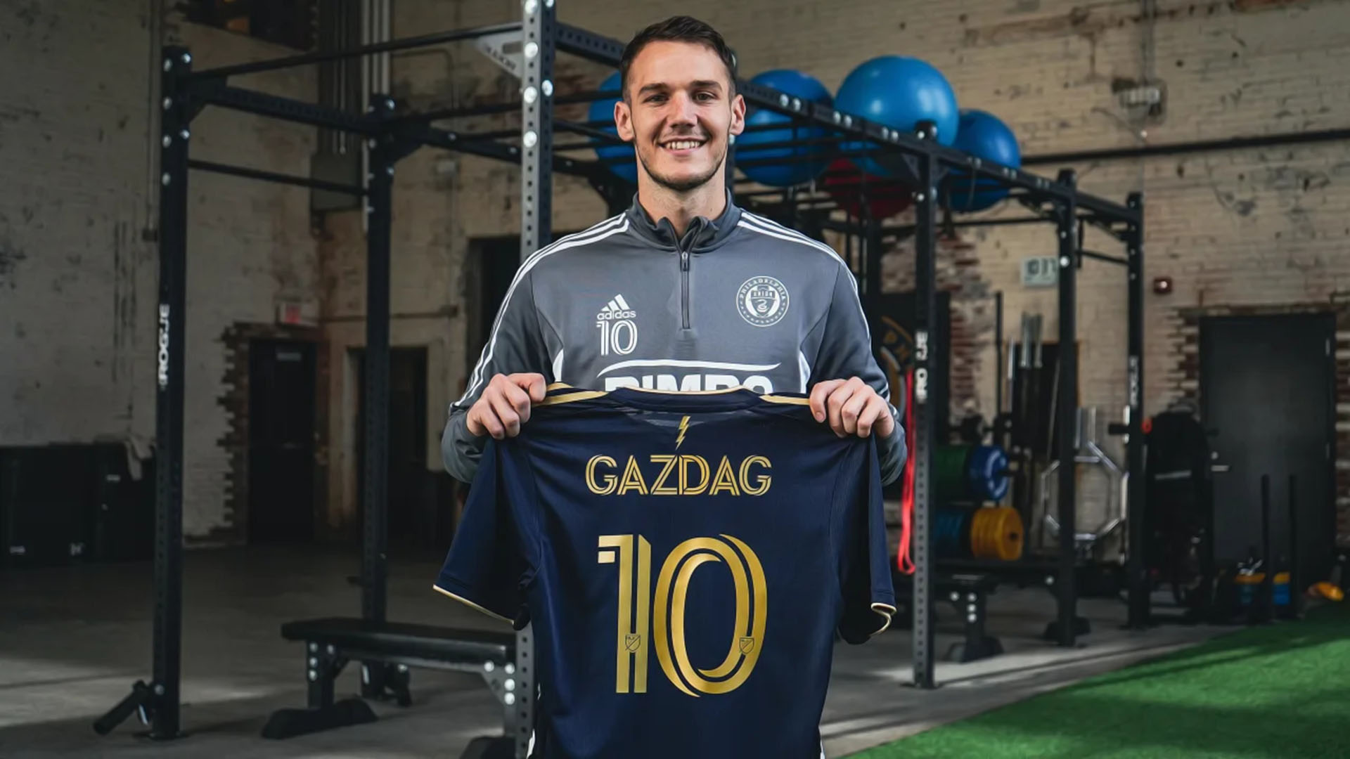 The agreement also includes an option for 2026. According to Tanner, Gazdag is the franchise player for the team. In fact, this year he switched his number 6 jersey for the 10.