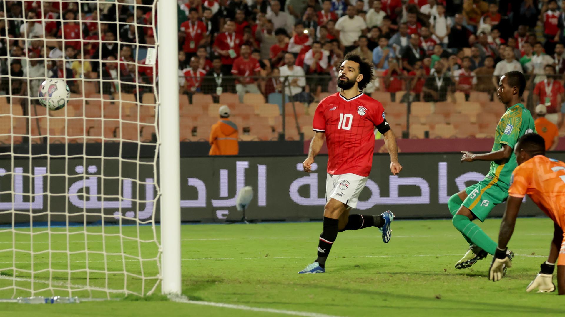 Uno de los cuatro es Mohamed Salah. Es el máximo anotador en la historia de Egipto, con cuya camiseta promedia una contribución de gol cada 97'. Disputará su cuarta Copa de África e intentará sacarse la espina de los subcampeonatos de 2017 y 2021.