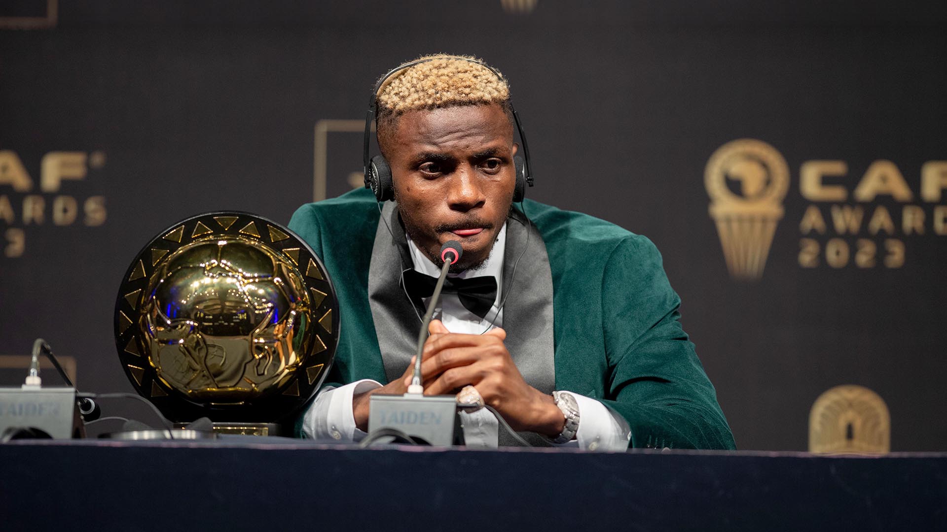 Después de ser terceros en cinco de las últimas diez ediciones, Nigeria llega con Osimhen, ganador del Balón de Oro Africano, como gran arma de un ataque en el que también asustan Lookman, Sadiq o Chukwueze. Con un centro del campo muy físico y veloz, su talón de Aquiles es la defensa.