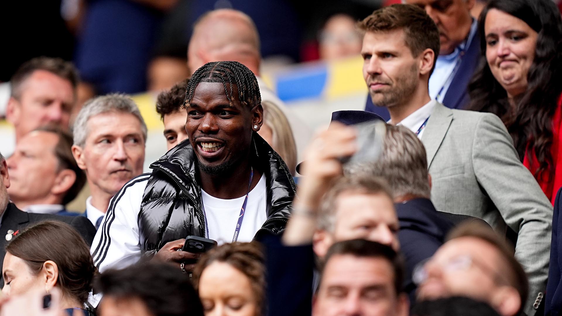 El TAS, sin embargo, anunció el 4 de octubre que reducía la sanción de Pogba de cuatro años 18 meses, al considerar que los argumentos presentados por la defensa del jugador eran sólidos y contrastaban con el veredicto que se dio en agosto de 2023.