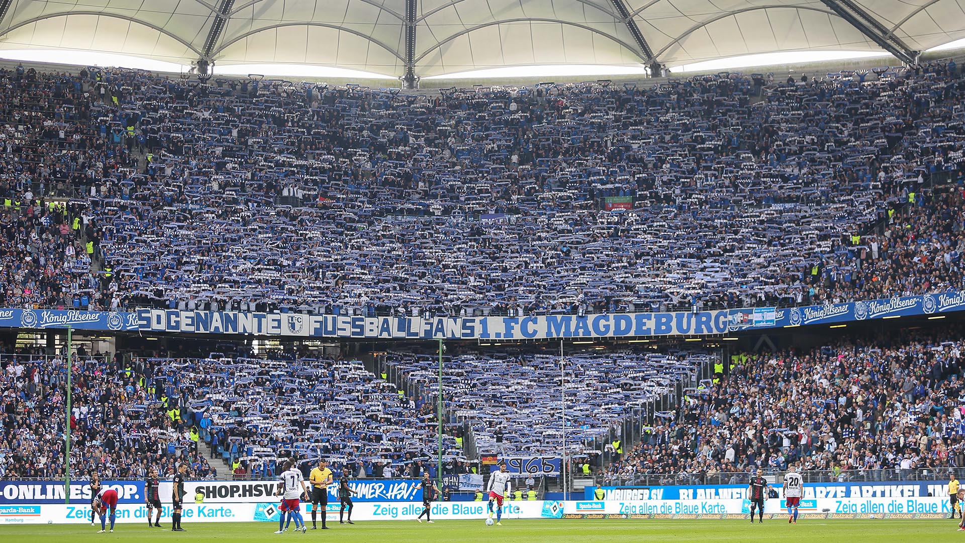 La principal razn por la que est teniendo tanto pblico esta Segunda Divisin es por sus clubes. De los 18 que la conforman, 12 han sido en algn momento campeones de Alemania -el Magdeburgo lo fue de la RDA-. Dos tercios del total.