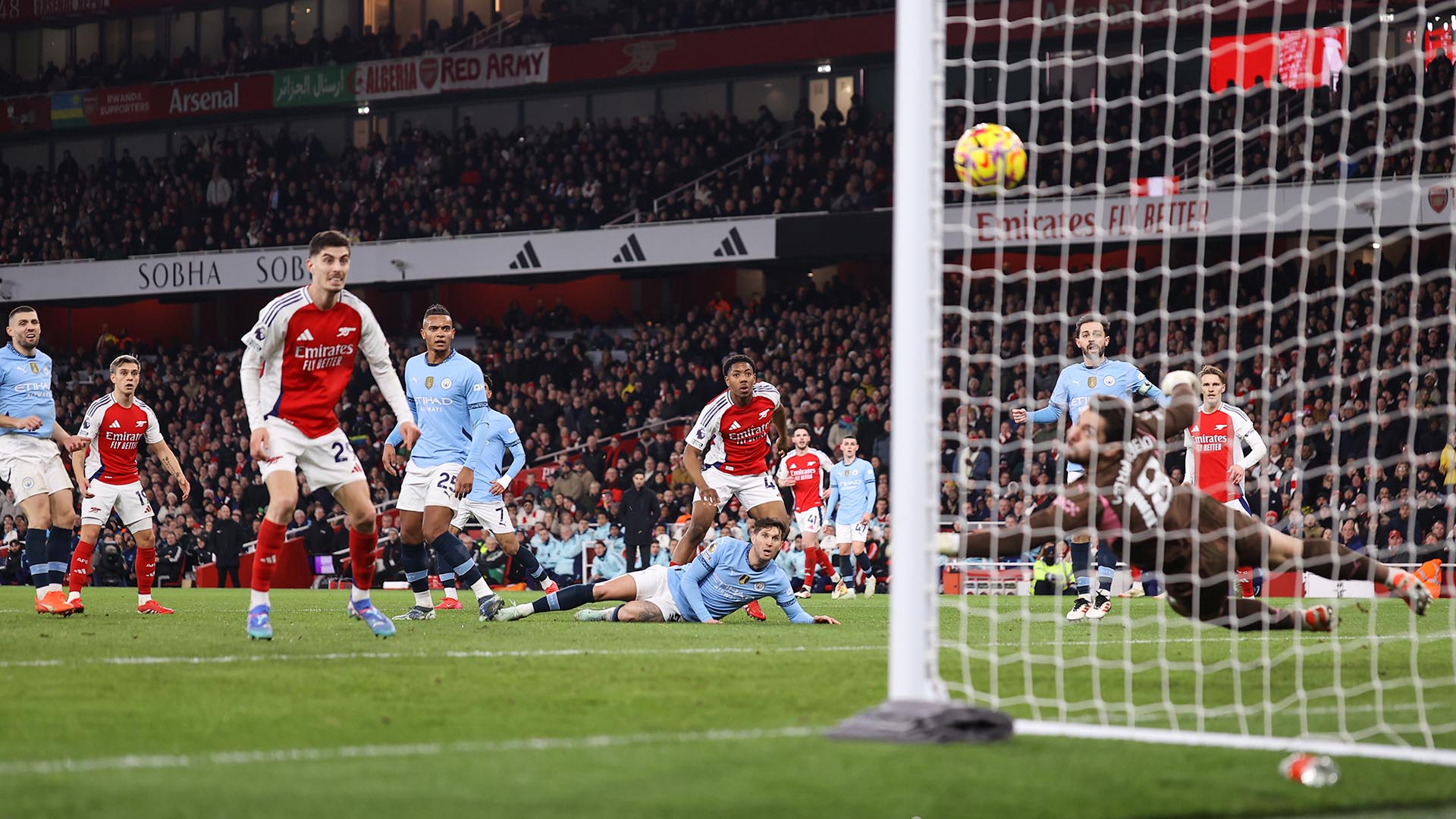 El Manchester City est pasando por muchos problemas esta temporada, pero hay varios errores que se repiten prcticamente en cada derrota del equipo de Guardiola.