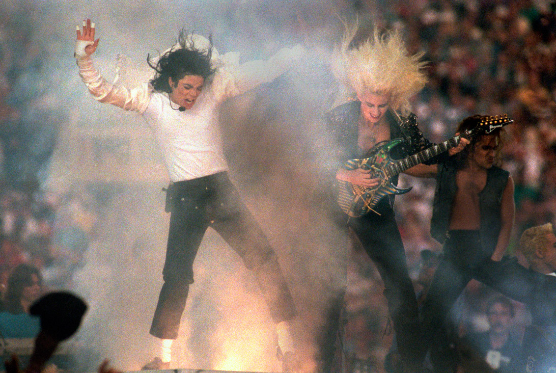 Michael Jackson durante la Super Bowl de 1993