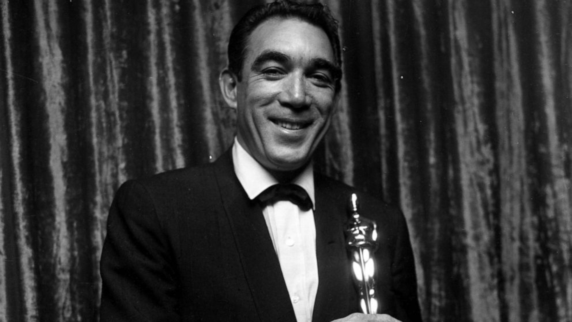 Los latinos comenzaron a ganar presencia. Anthony Quinn se llevó el Oscar a Mejor Actor de Reparto en 1953 y 1957 por '¡Viva Zapata!' y 'Lust for Life', respectivamente. En 1952, Rita Moreno triunfó en la misma categoría gracias a 'West Side Story'.