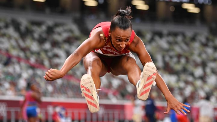 Peleteiro toca el cielo: bronce y brutal récord de España