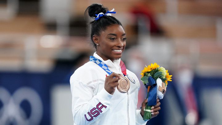 Simone Biles iguala récord de medallas ganadas por Estados Unidos en gimnasia