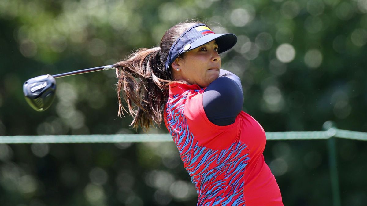 María José Uribe logra su mejor recorrido en el penúltimo día de golf