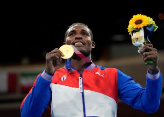 Julio César la Cruz hace historia y Cuba domina el boxeo