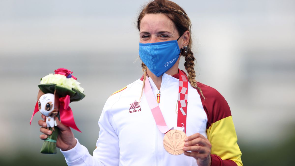 Eva Moral se cuelga el bronce - Vimarsana News