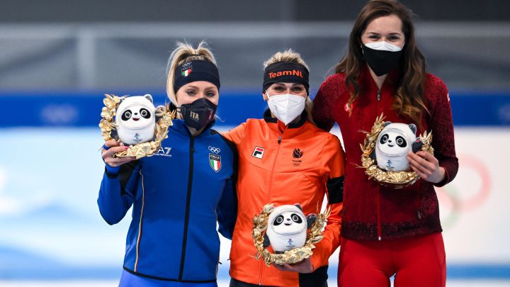 El podio olímpico del mantra de Villeneuve, la Lollobrigida y la medalla 200 para Canada