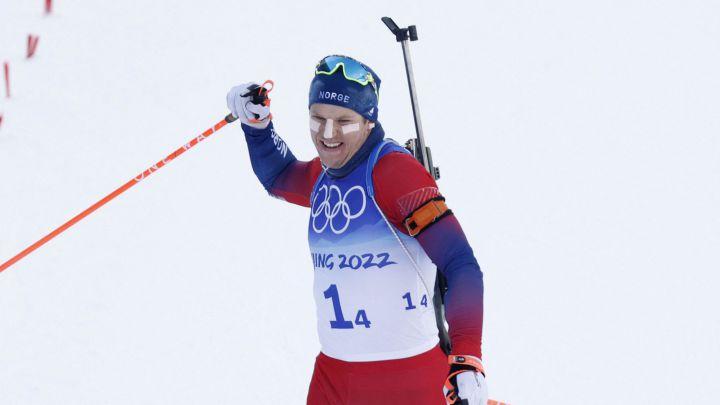 Noruega alimenta su orgullo con épica: quinto oro en biatlón