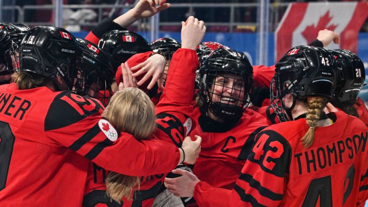 Canadá recupera su corona