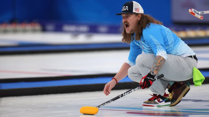 El \'rockero del curling\' pierde el bronce pese al apoyo de \'Mr. T\'