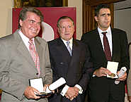 Induráin y Santana reciben la medalla al Mérito Deportivo