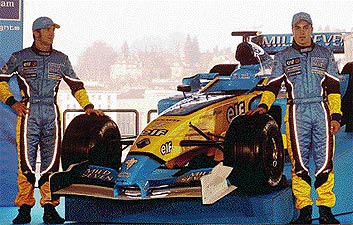 Fernando Alonso se presentó como piloto oficial de Renault