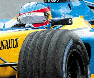 Alonso estrena coche en el circuito de Silverstone