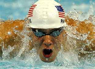 Phelps se reivindica ante Thorpe en 200 estilos con el récord del mundo